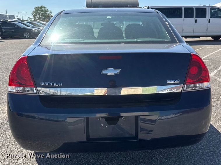 image for item ET1986 2011 Chevrolet Impala 