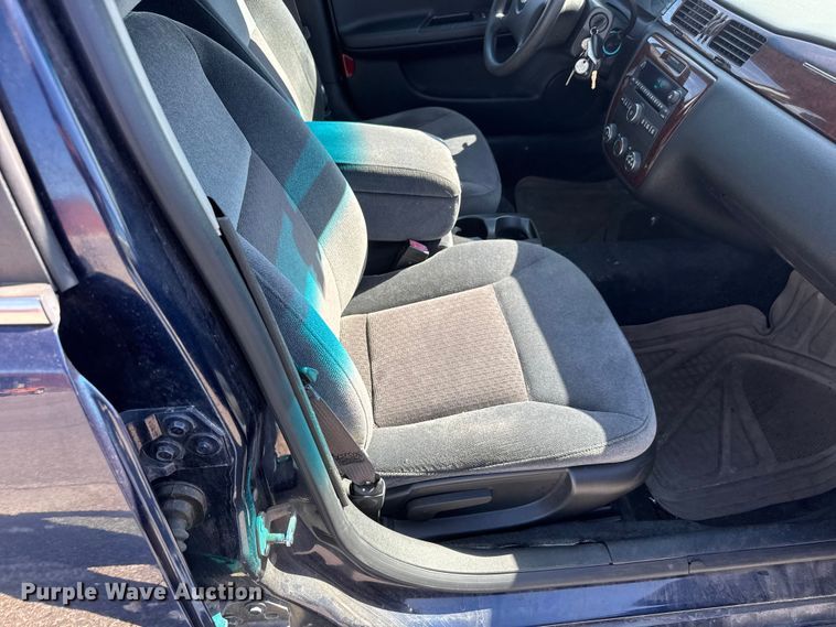 image for item ET1986 2011 Chevrolet Impala 