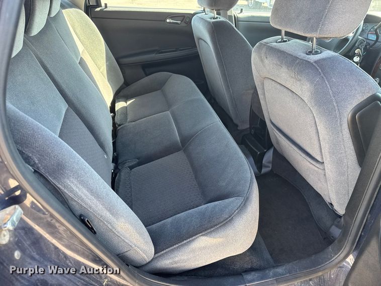 image for item ET1986 2011 Chevrolet Impala 