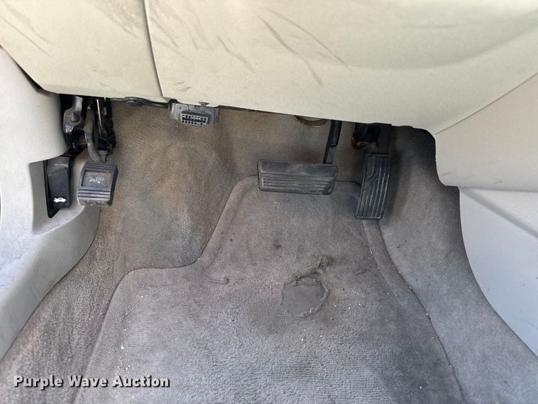 image for item ET1987 2010 Chevrolet Impala 