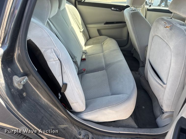 image for item ET1987 2010 Chevrolet Impala 