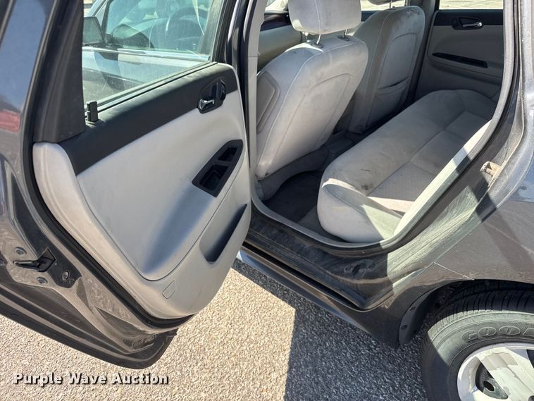 image for item ET1987 2010 Chevrolet Impala 