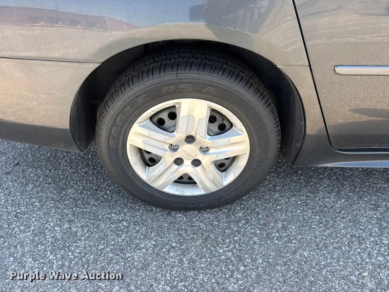 image for item ET1987 2010 Chevrolet Impala 