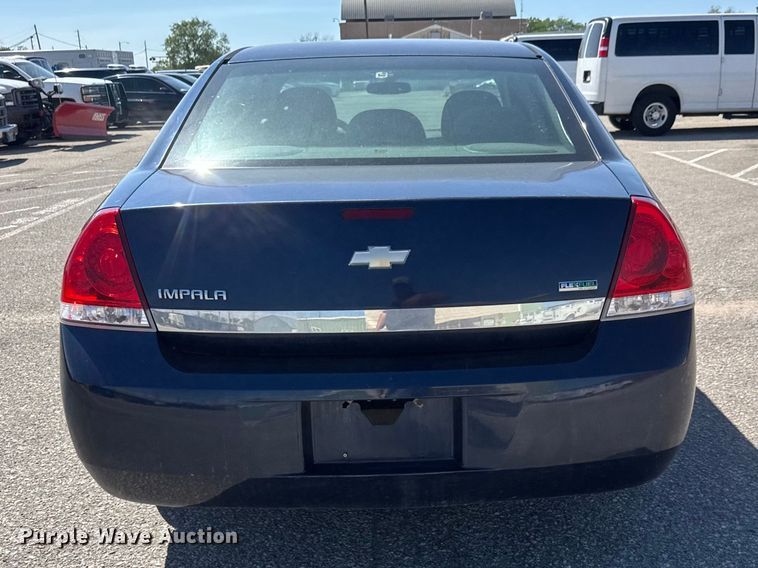 image for item ET1988 2011 Chevrolet Impala 