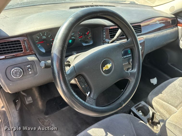 image for item ET1988 2011 Chevrolet Impala 