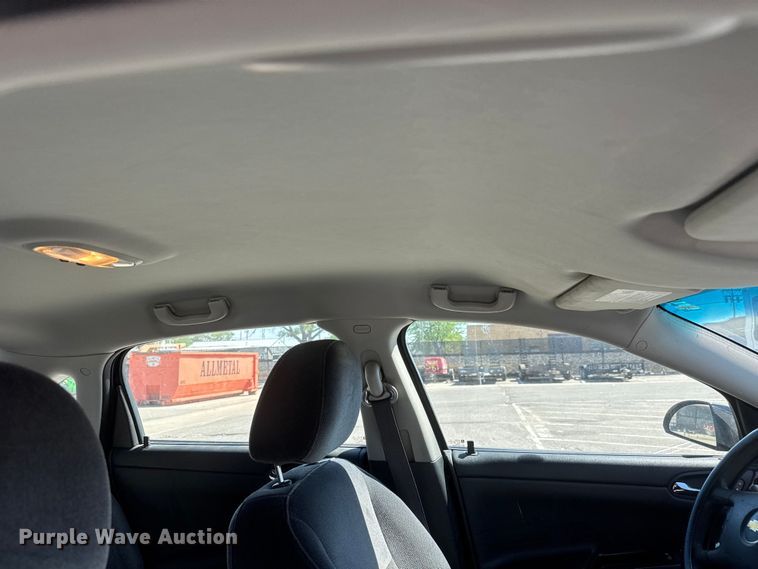 image for item ET1988 2011 Chevrolet Impala 
