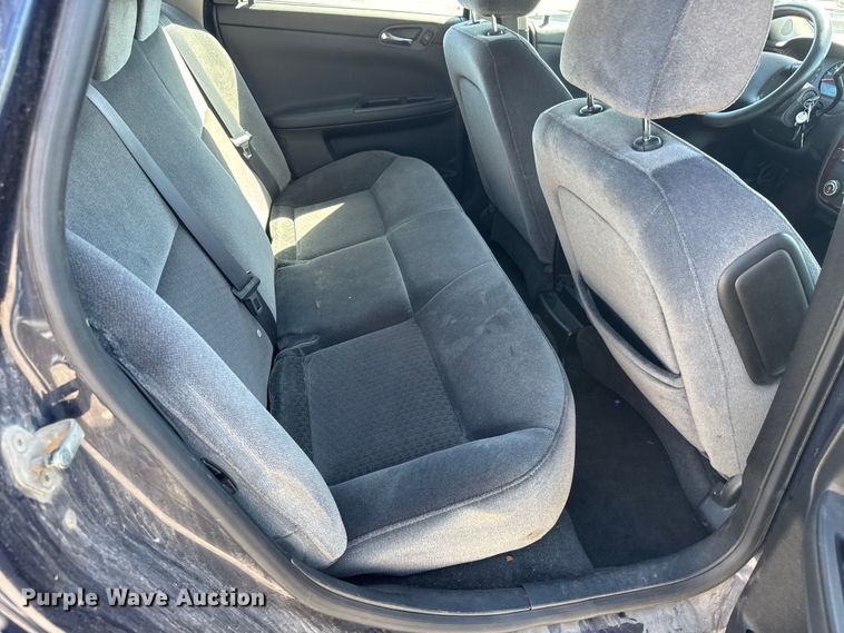 image for item ET1988 2011 Chevrolet Impala 