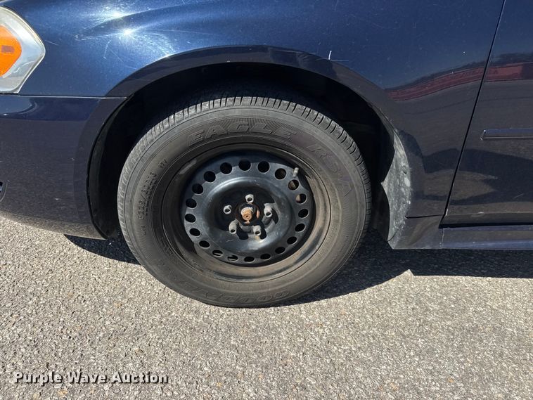 image for item ET1988 2011 Chevrolet Impala 