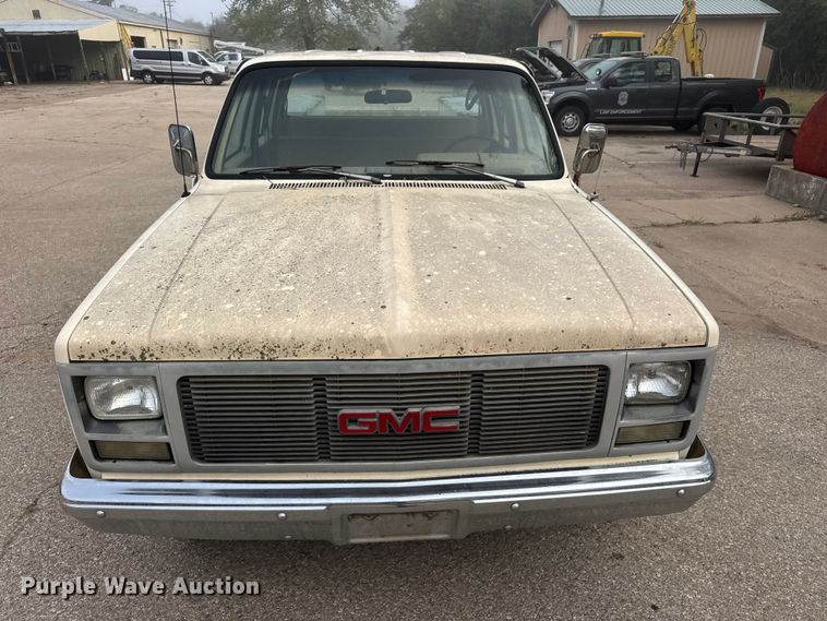 image for item ET1990 1991 GMC 3500 Crew Cab pickup truck