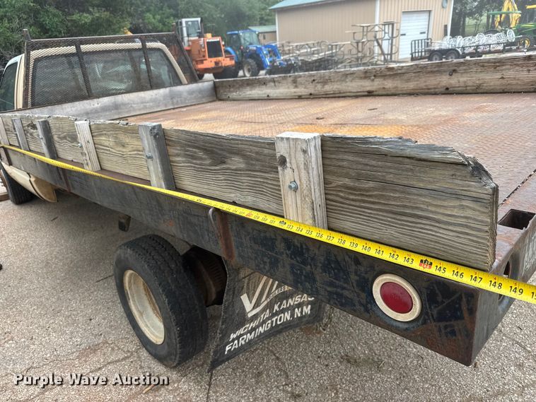 image for item ET1992 1992 Chevrolet 3500 Ext. Cab dump flatbed pickup truck