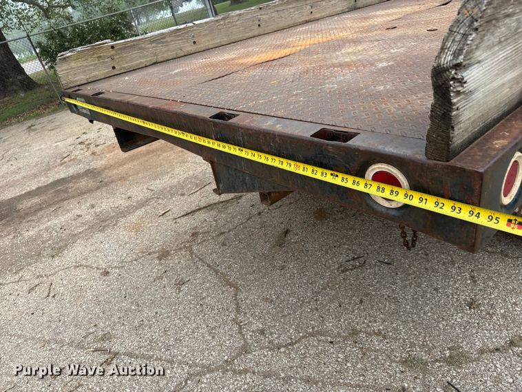 image for item ET1992 1992 Chevrolet 3500 Ext. Cab dump flatbed pickup truck
