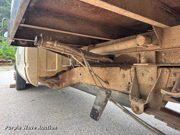 image for item ET1992 1992 Chevrolet 3500 Ext. Cab dump flatbed pickup truck