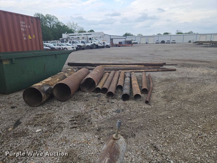 image for item ET5104 Approximately 36 pieces of pipe