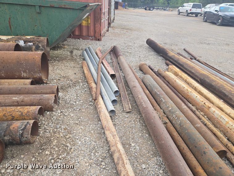 image for item ET5104 Approximately 36 pieces of pipe