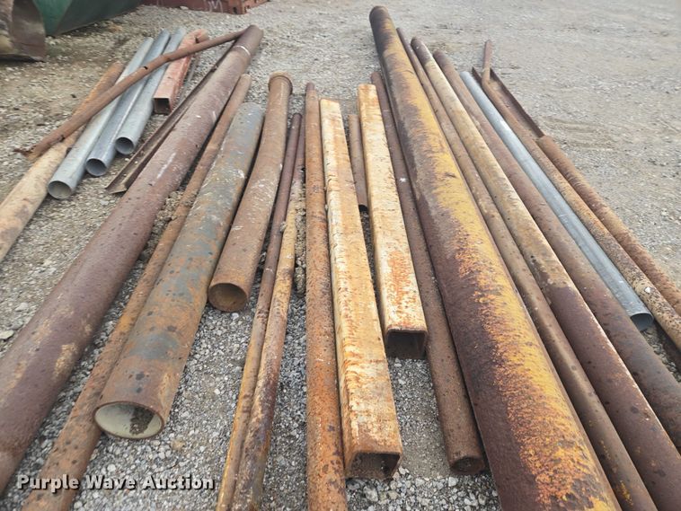 image for item ET5104 Approximately 36 pieces of pipe