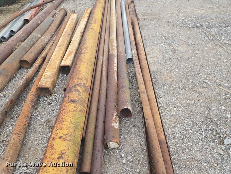 image for item ET5104 Approximately 36 pieces of pipe