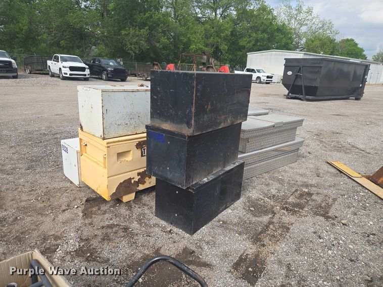 image for item ET5106 (10) tool boxes
