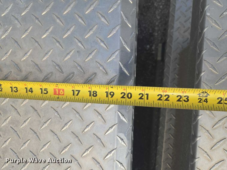 image for item ET5106 (10) tool boxes