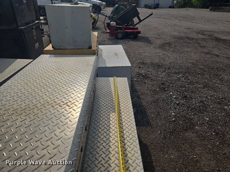 image for item ET5106 (10) tool boxes