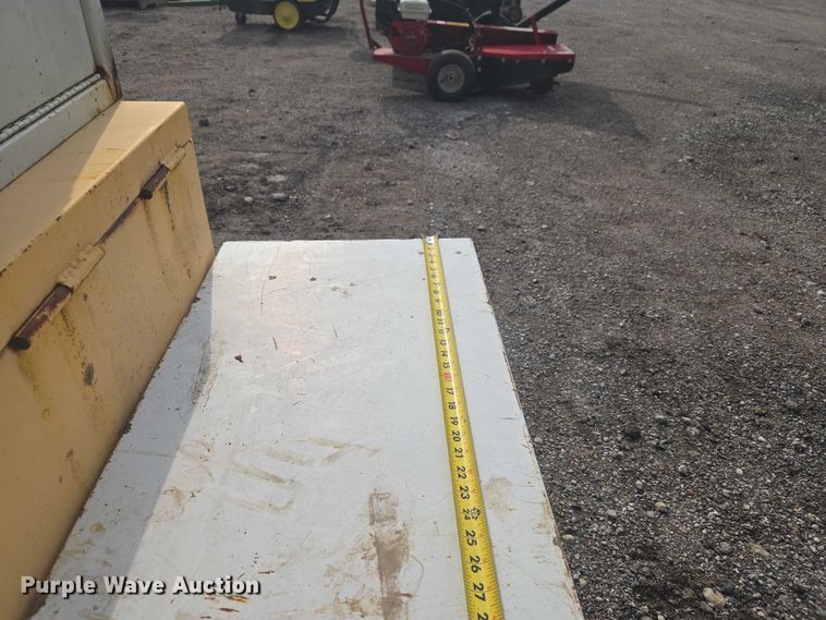 image for item ET5106 (10) tool boxes