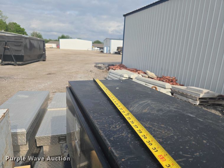 image for item ET5106 (10) tool boxes