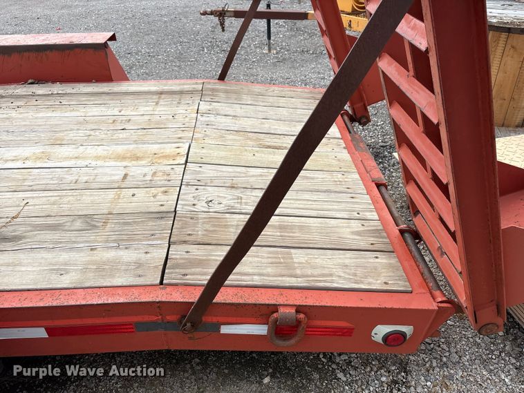 image for item ET5108 2006 Interstate Trailer equipment trailer