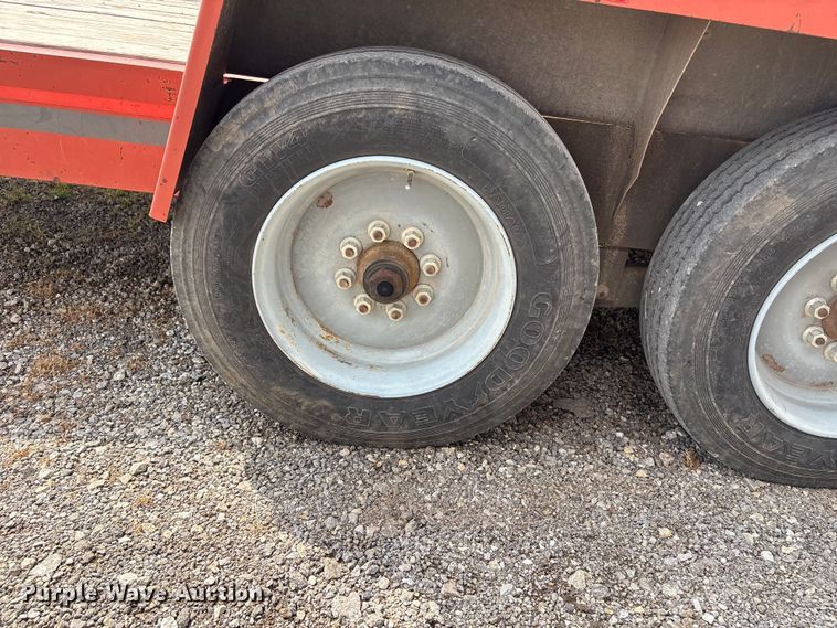 image for item ET5108 2006 Interstate Trailer equipment trailer