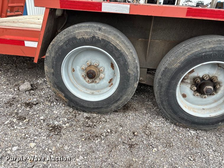 image for item ET5108 2006 Interstate Trailer equipment trailer