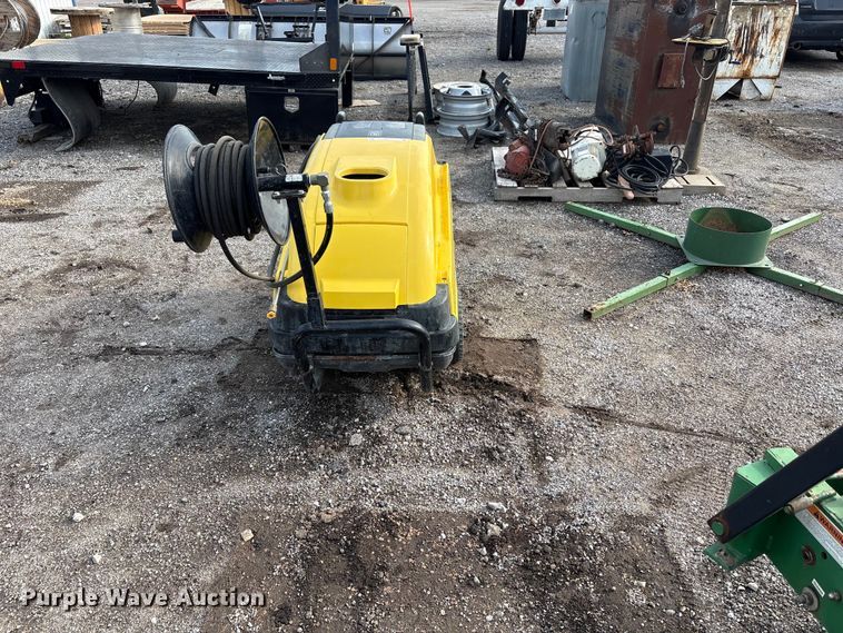 image for item ET5110 Karcher hot pressure washer