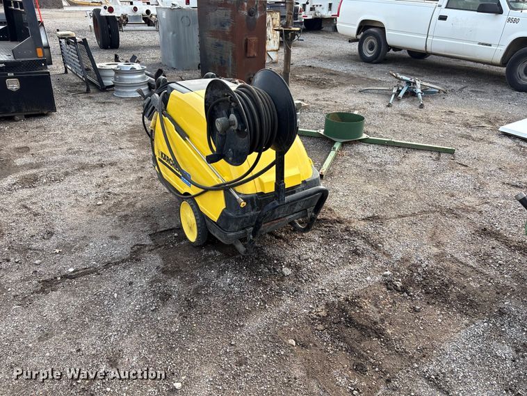 image for item ET5110 Karcher hot pressure washer