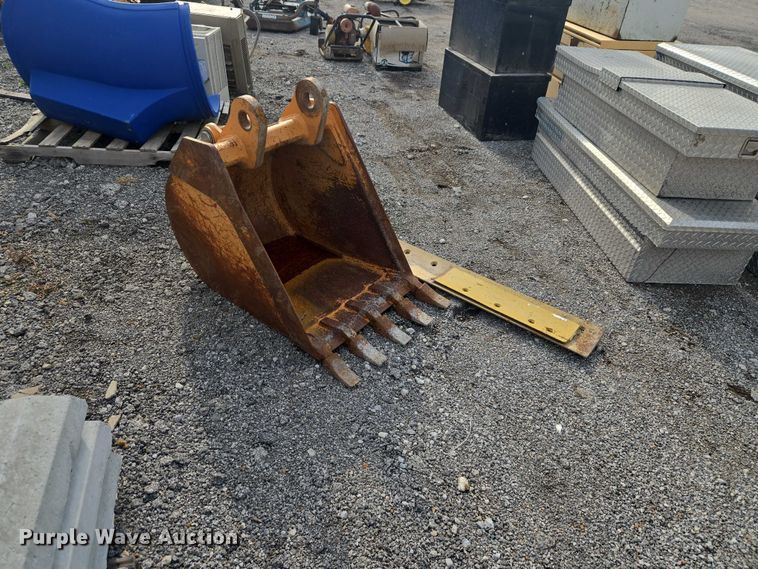 image for item ET5111 Backhoe attachments