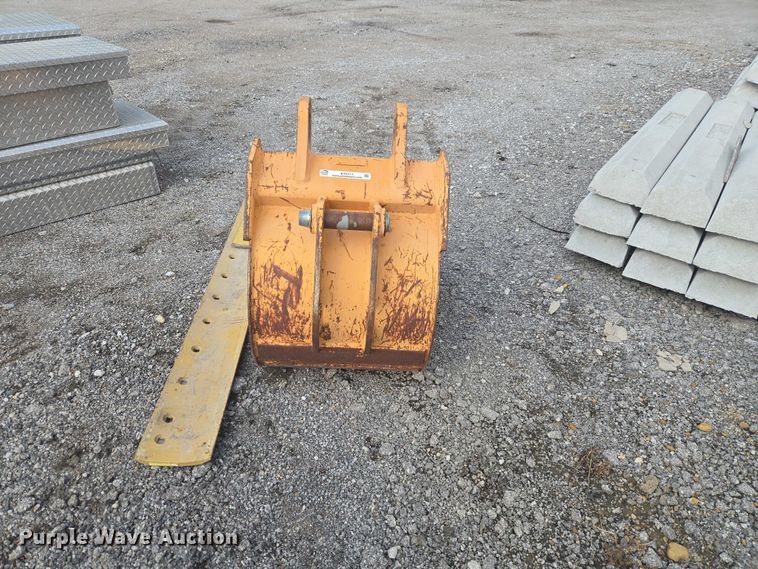 image for item ET5111 Backhoe attachments
