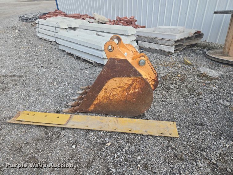 image for item ET5111 Backhoe attachments