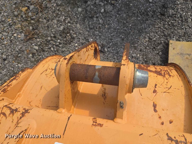 image for item ET5111 Backhoe attachments