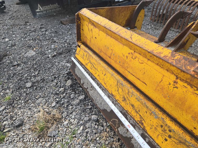 image for item ET5114 Servis/Rhino/other SJ66/FM60/Other Tractor attachments