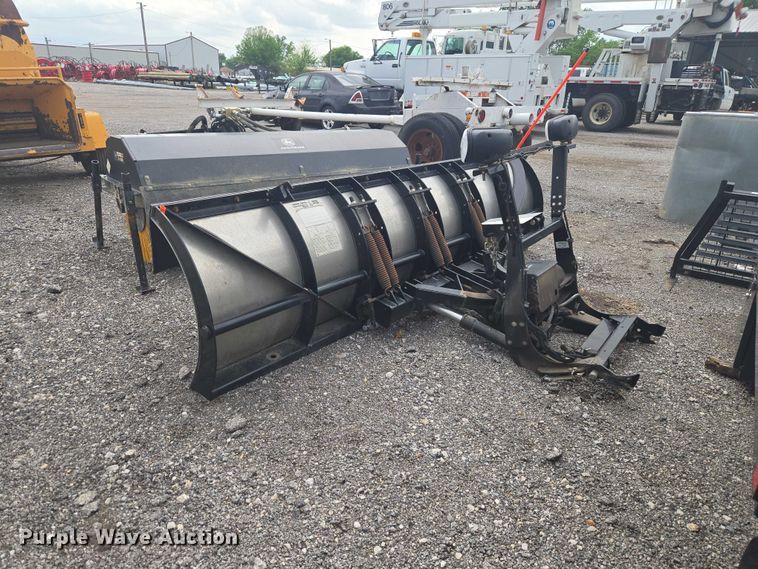 image for item ET5117 Snow Dogg CM100 snow plow