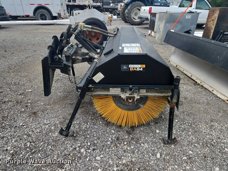 image for item ET5118 John Deere BA84 skid steer broom