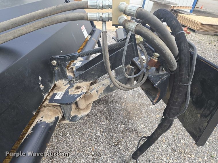 image for item ET5118 John Deere BA84 skid steer broom