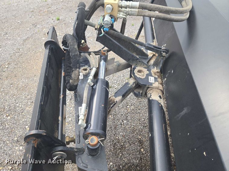 image for item ET5118 John Deere BA84 skid steer broom