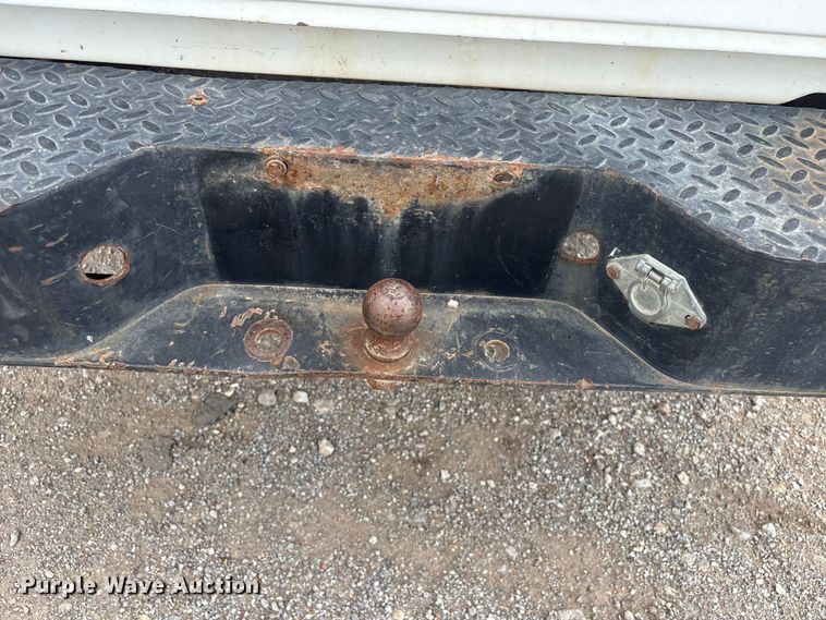 image for item ET5123 1995 Chevrolet Silverado 1500 pickup truck