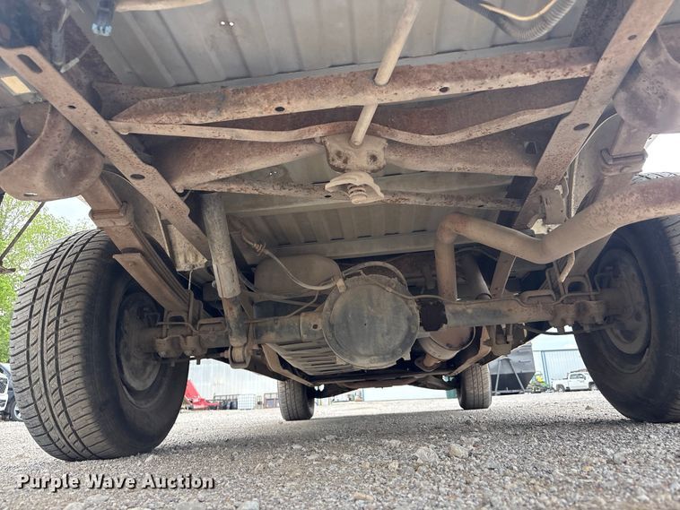 image for item ET5123 1995 Chevrolet Silverado 1500 pickup truck