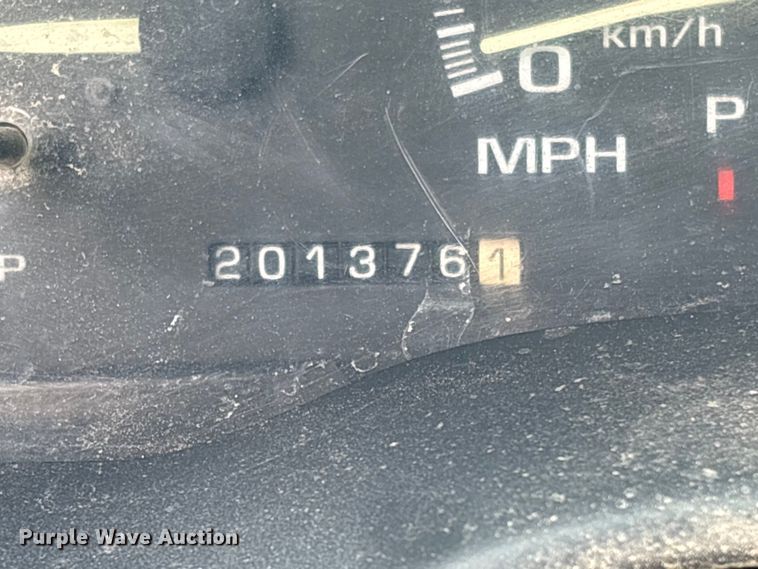 image for item ET5123 1995 Chevrolet Silverado 1500 pickup truck