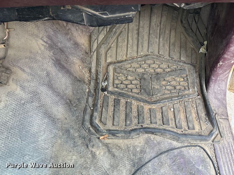 image for item ET5123 1995 Chevrolet Silverado 1500 pickup truck