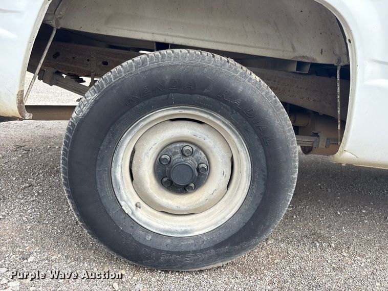 image for item ET5123 1995 Chevrolet Silverado 1500 pickup truck