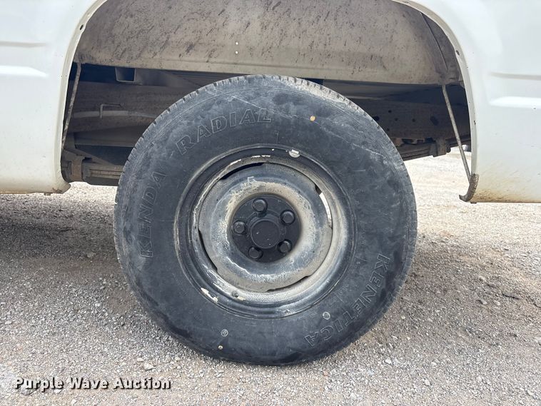 image for item ET5123 1995 Chevrolet Silverado 1500 pickup truck