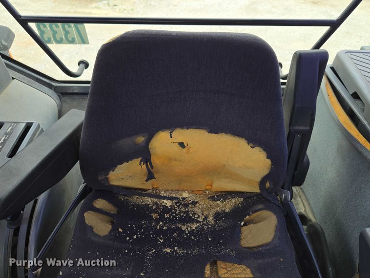 image for item ET5124 Ford 7740 tractor