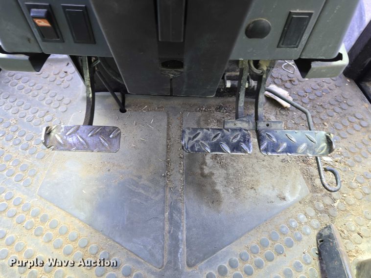 image for item ET5124 Ford 7740 tractor