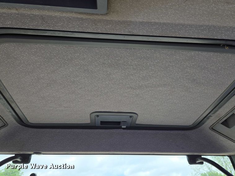 image for item ET5124 Ford 7740 tractor