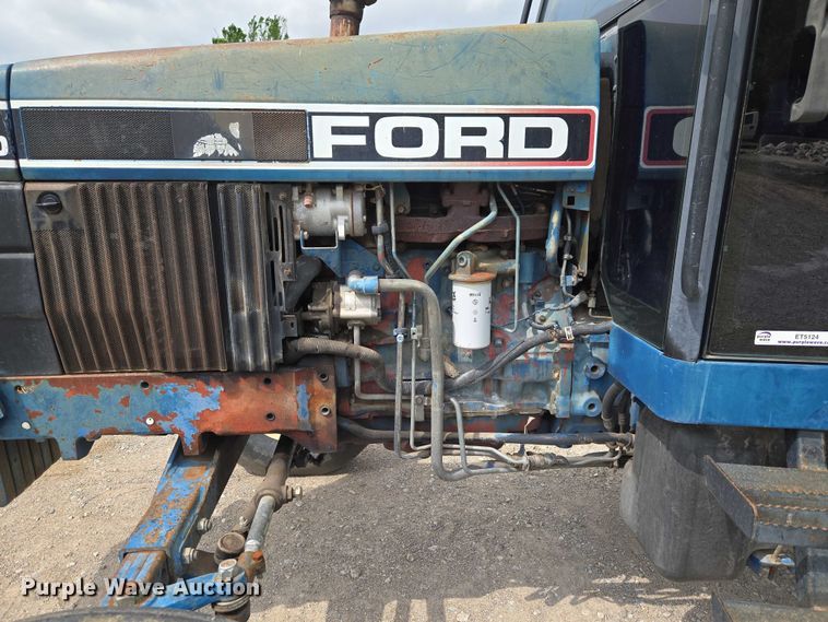 image for item ET5124 Ford 7740 tractor