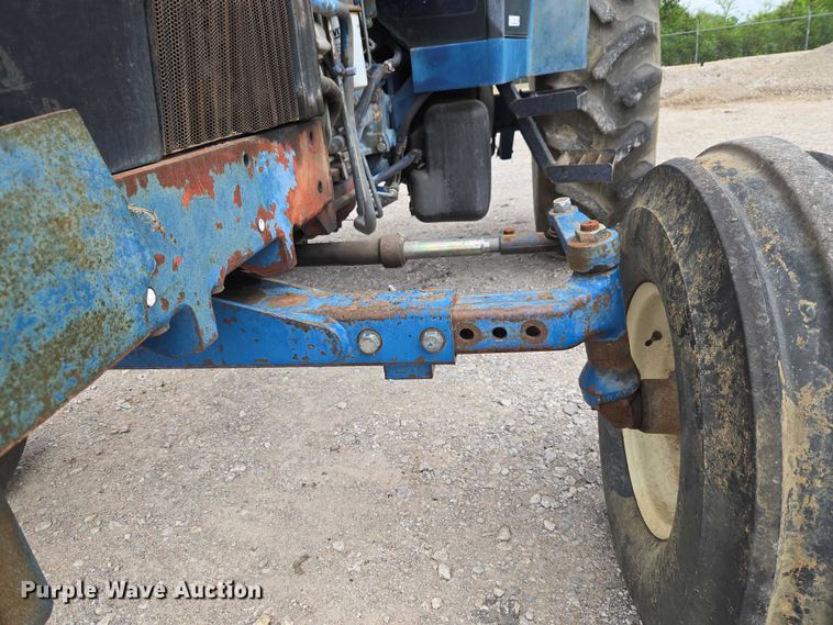 image for item ET5124 Ford 7740 tractor